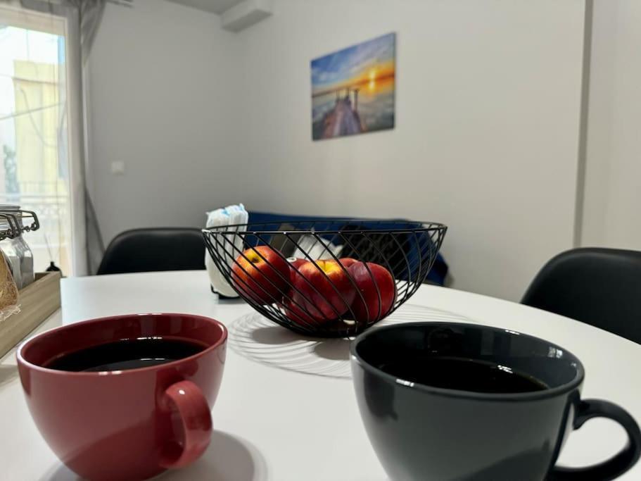 Family Apartment 2 Chios Town Buitenkant foto